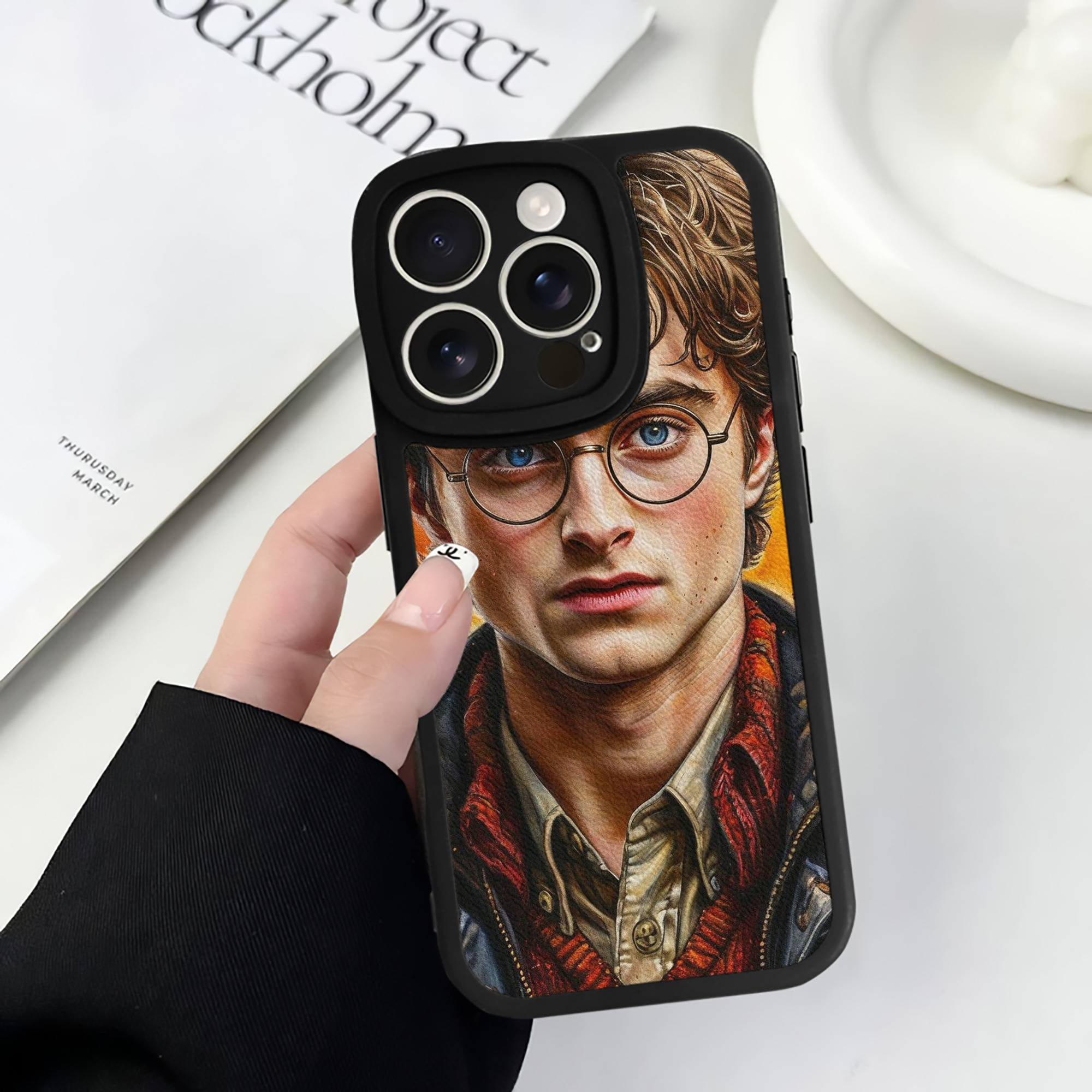 （画像用） Harry Potter ハリー・ポッターシリーズ 【iPhone 16シリーズ対応】シリコンスマホケース（レザー調） 材質：シリコン